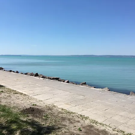 Cuki Lejlighed Siófok